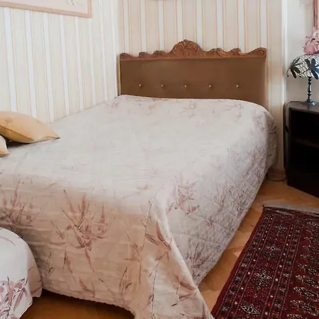 On Praspiekt Niezalieznasci 40 * Minsk